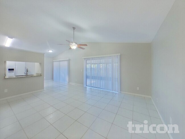 Photo - 10516 Parkcrest Dr