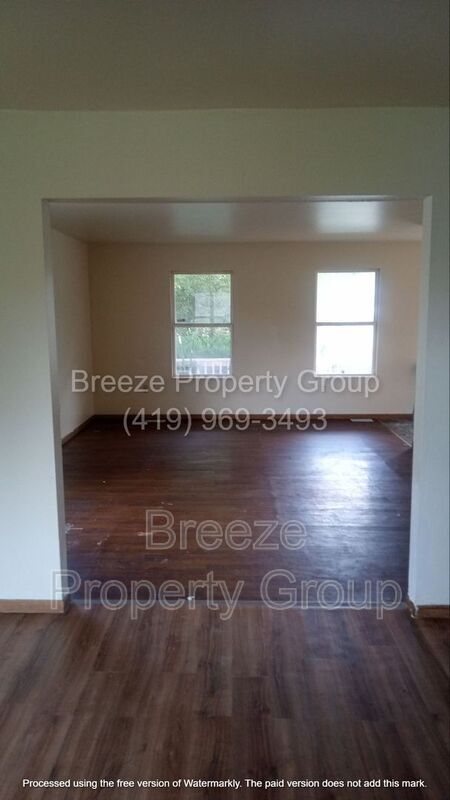 Photo - 3035 N Ontario St