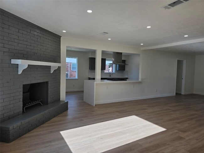 Photo - 11726 N Willow Cir