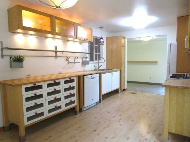 Photo - Lovely 3 Bedroom 1 Bath Home in Gig Harbor