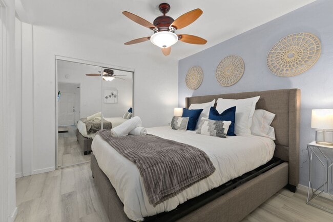 Photo - OCEAN BEACH APARTMENT! 1 BED/1 BATH w/ GARAGE! Only $2,495/mo! Unidad 5054 Cape May Ave