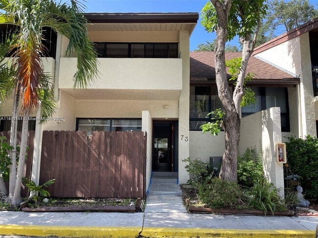 Photo - 19448 NE 26th Ave Unidad 73B