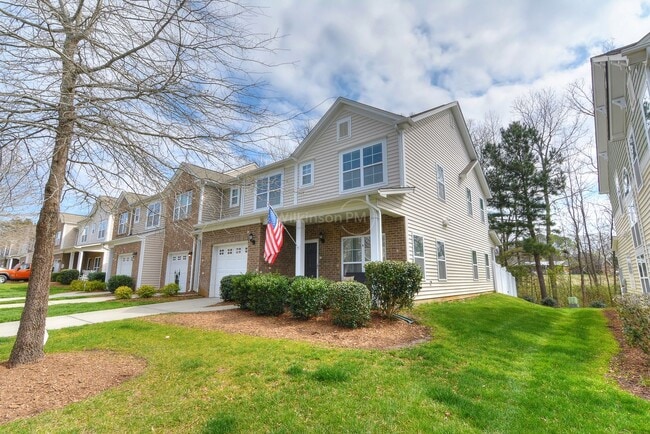 Photo - Big & Nice 3Br/2.5Bth Townhome in Steele C...