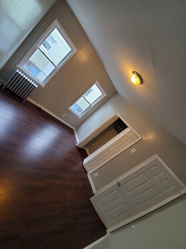 Photo - 124 E 32nd St Unidad 1