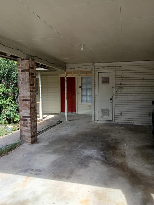 Photo - 7900 Brodie Ln