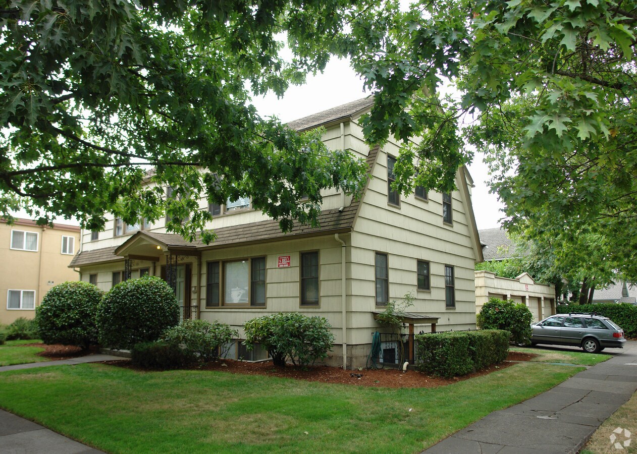 Photo - 610 E 14th Ave