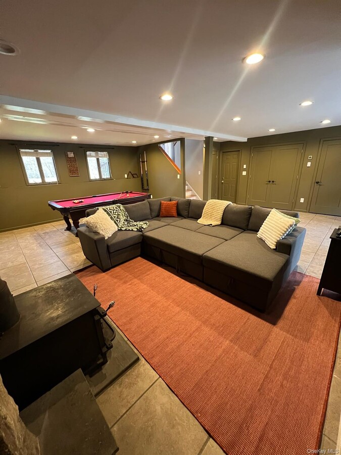 Photo - 25 Pinebrook Loop