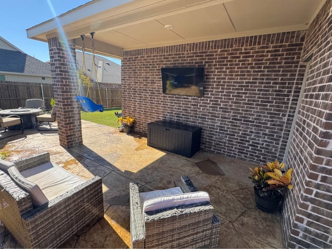 Photo - 1219 Smoketree Ln