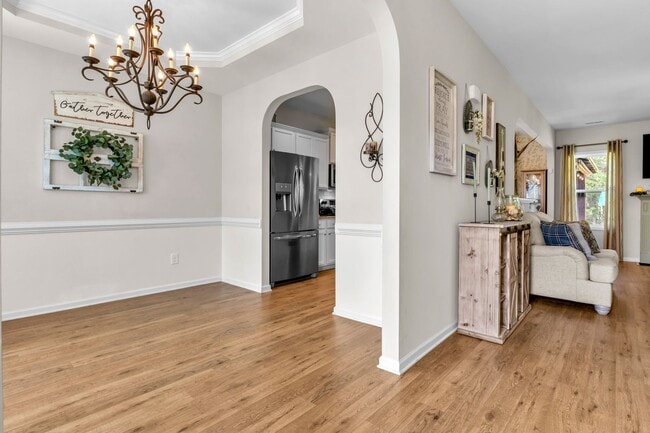 Photo - 4 bedroom 2.5 bathroom home close to beaches, shopping, and Marine Corps Bases.