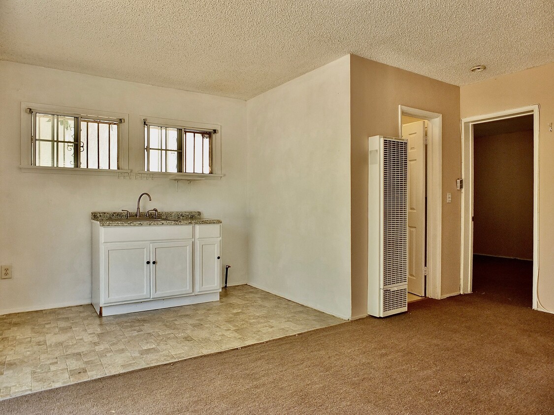Photo - 3743 W 132nd St (Hawthorne, CA)