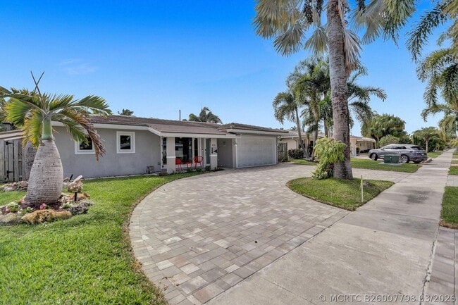 470 SE 4th Ct