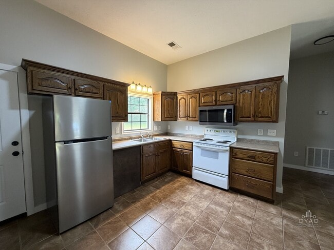 Photo - 262 Payne Rd