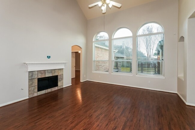 Photo - 15715 Cheshire Bend Ln