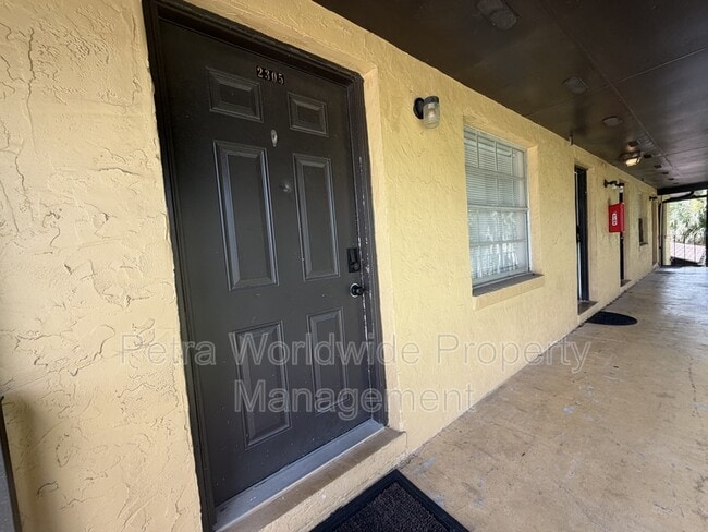 Photo - 2305 K-Ville Ave