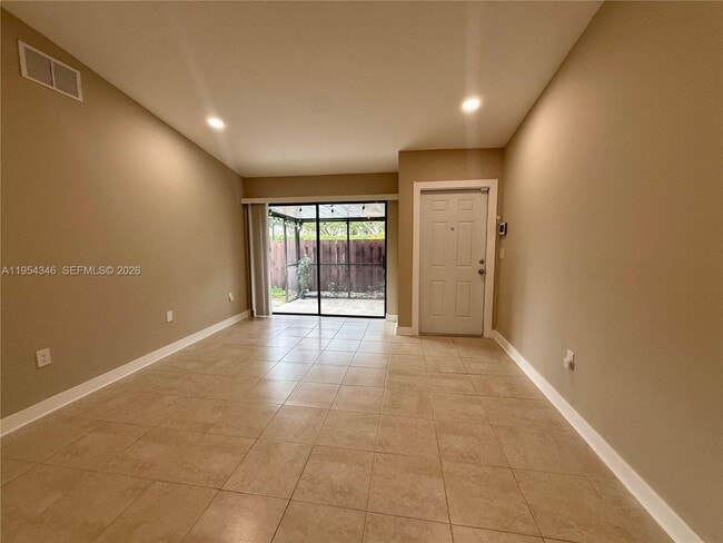 Photo - 2550 N Nob Hill Rd Unit 25