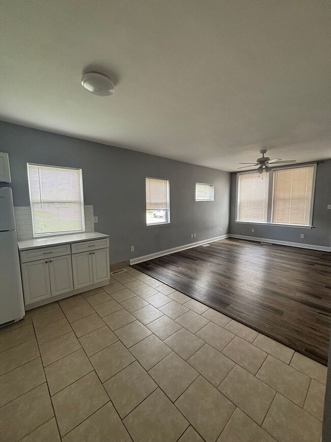 Photo - 4172 E Galbraith Rd Unit 1