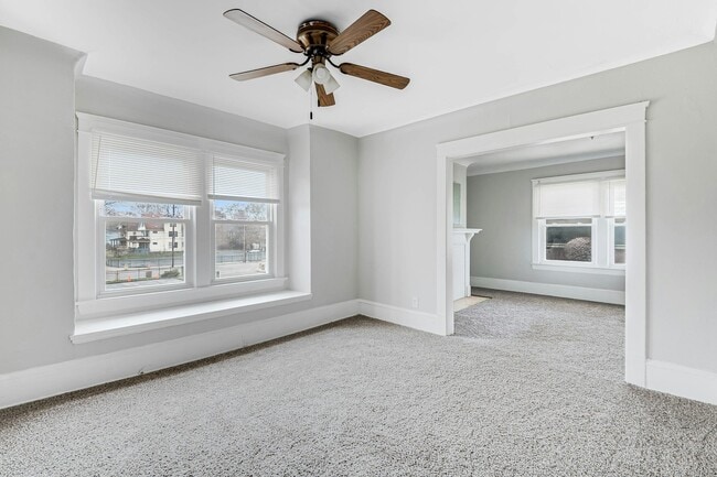 Building Photo - 10516 Massie Ave Rental