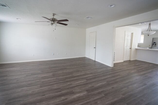 Photo - 3914 Ripplebrook Dr
