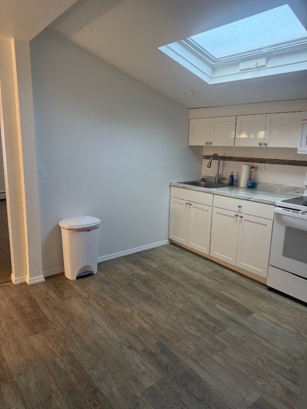 Photo - 18 Linden Pl Unit 2