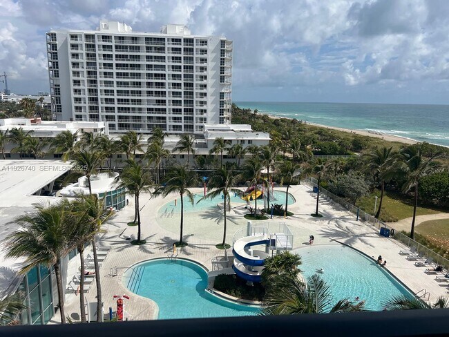 Building Photo - 9273 Collins Ave Unit 606