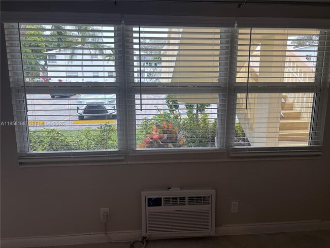 Photo - 149 Westbury E Unit 149