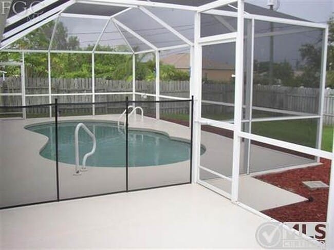 Photo - 3 Bedroom, 2 Bathroom Pool House SW Cape Coral