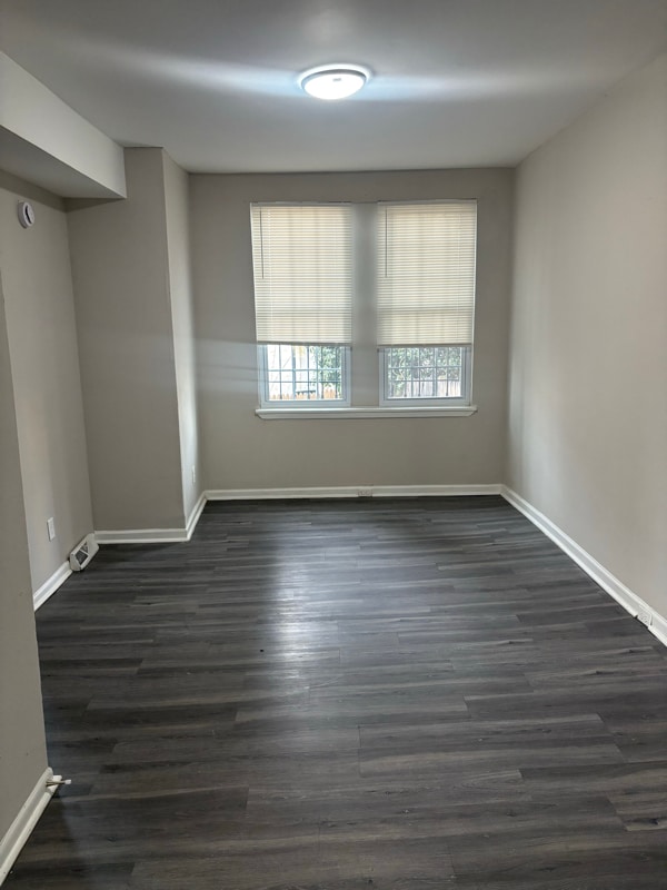 Photo - 2416 W Franklin St