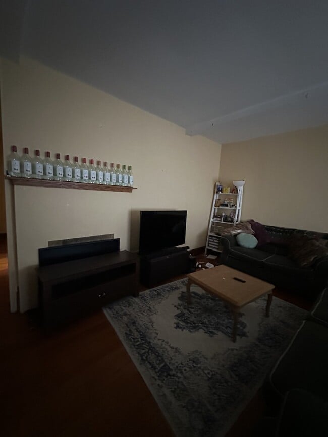 Photo - Nice 3 Bed 1 Bath near UWEC! Available Jun...