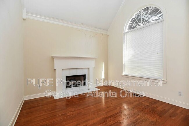 Photo - 1108 Cockrell Ct NW