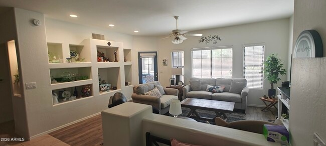 13600 N Cambria Dr