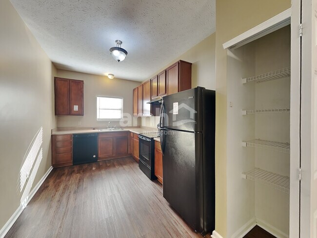 Photo - 11723 Rossmore Dr