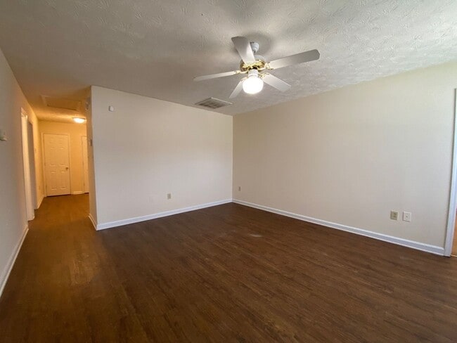 Photo - PRE-LEASING FOR AUGUST 2026!