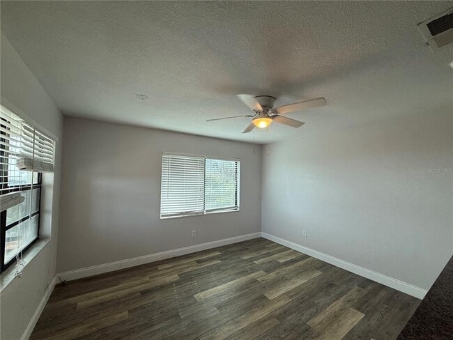 Photo - 2256 S Ocean Shore Blvd Unidad E