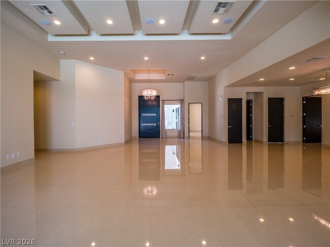 Photo - 7447 Yonie Ct