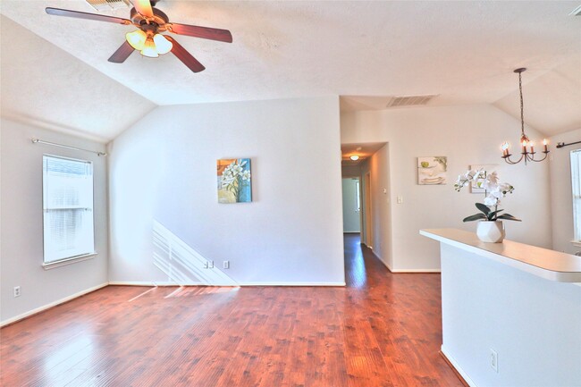 Photo - 4023 Portman Glen Ln
