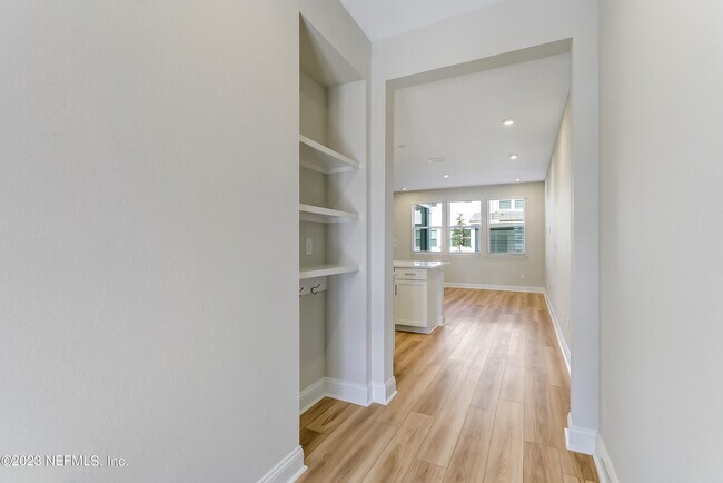 Photo - 14167 Pier Ln