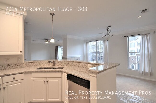 Photo - 7014 Metropolitan Pl Unit 303