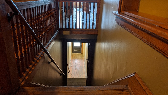 Photo - 127 1/2-38-32 E Main St Unidad 38 1/2 East Main St