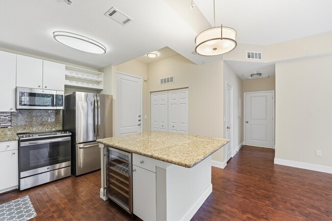 Photo - 3505 Sage Rd Unidad 208