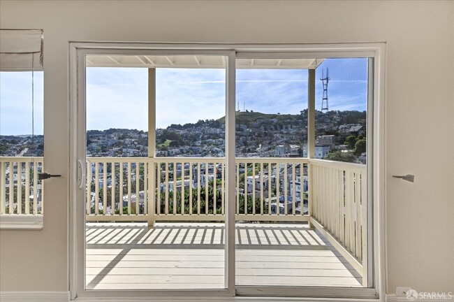 Photo - 166 Museum Way