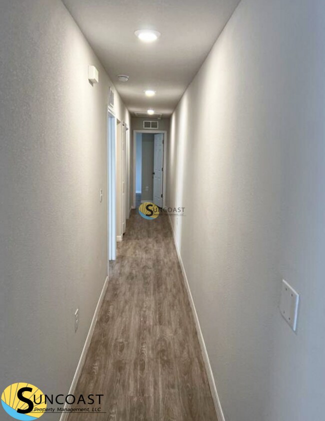 Photo - Live Like a Local! Modern Oasis! Unit 1