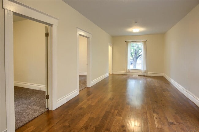 Photo - 159 W Paxton Ave