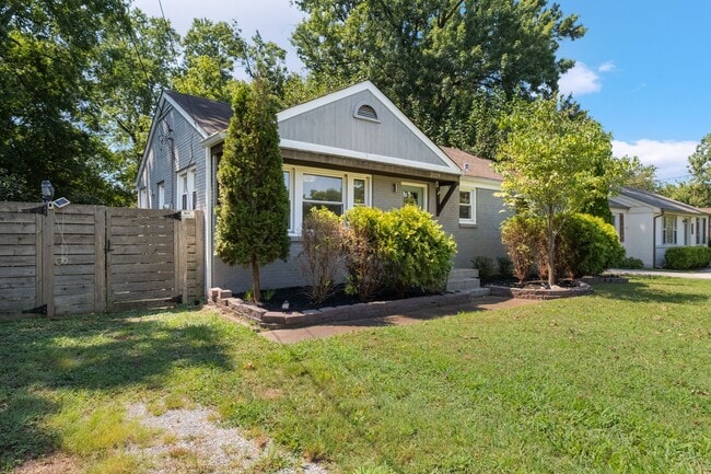Photo - 2129 Crystal Dr