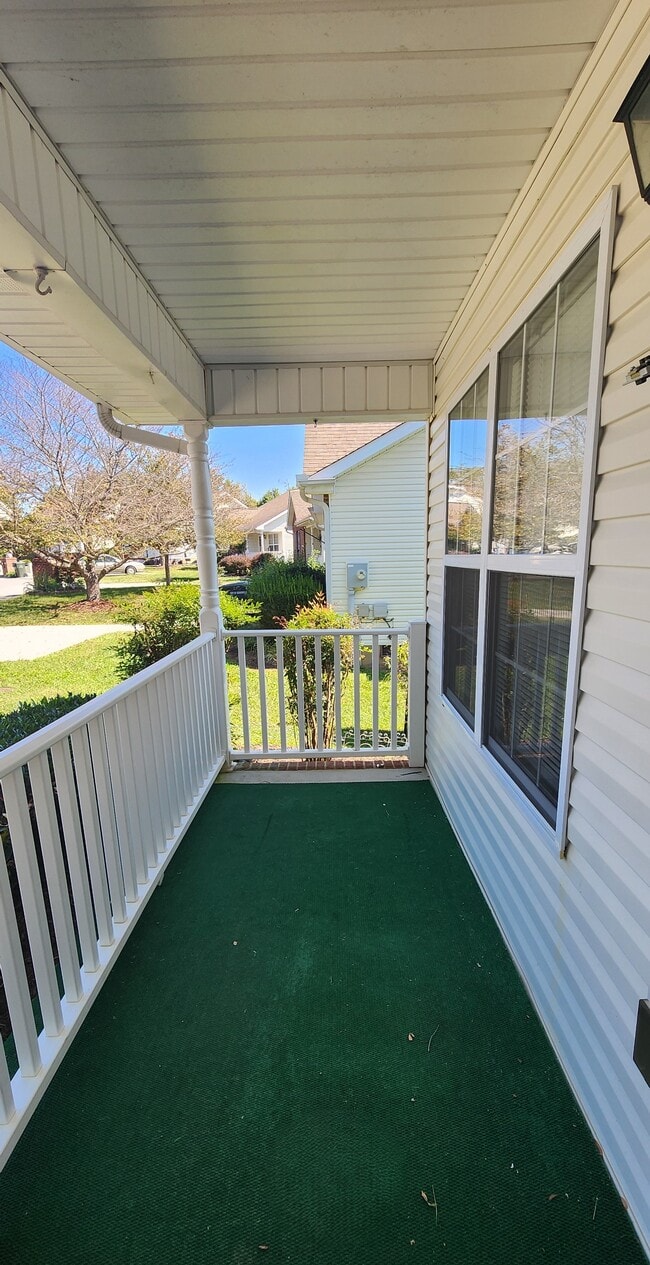 Photo - 1521 Mayberry Ln