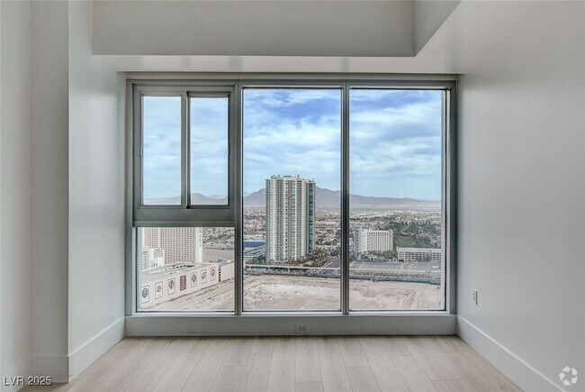 Building Photo - 2700 S Las Vegas Blvd Unit 3004 Rental