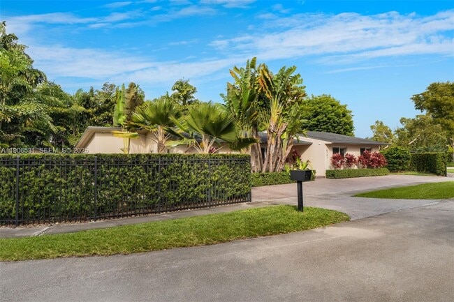 Photo - 6701 SW 49th Terrace