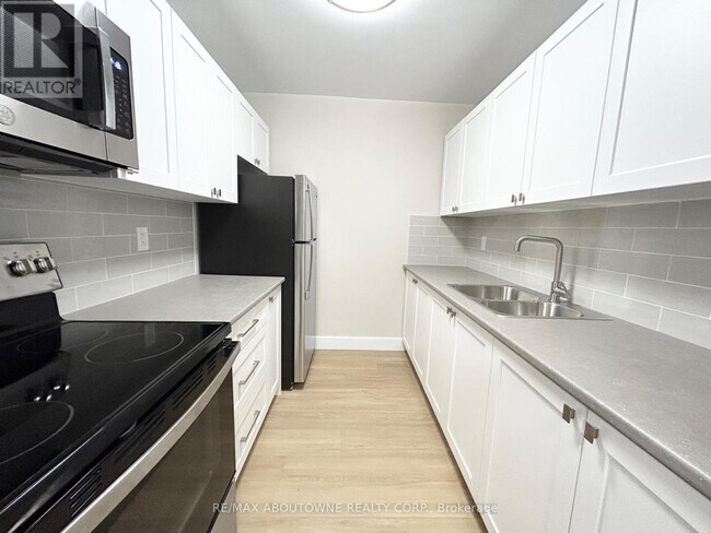 Photo - 101 Millside Dr