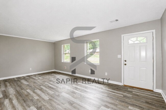 Photo - 6329 Wellington Dr