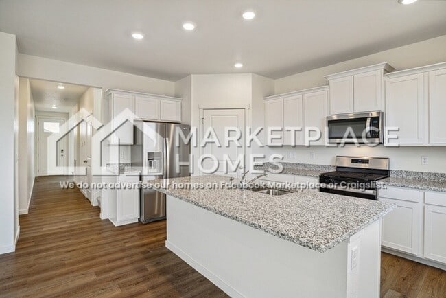 Photo - 127 N 66th Ave