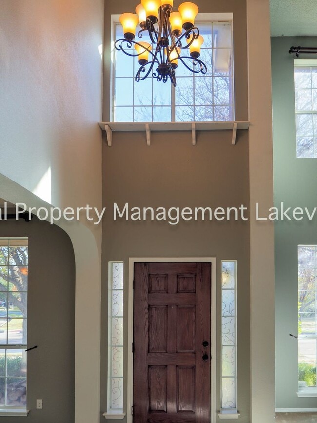 Photo - 7500 Waterside Pl